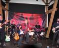 Bild: kro
Die Band "Peter-Maffay-Tribute" in Action im Kunsthaus.