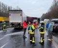 Bild: Christian Müller/dpa
Glätte hat auf der A44 eine Unfallserie ausgelöst.