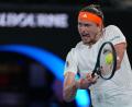 Bild: Asanka Brendon Ratnayake/AP/dpa
Alexander Zverev steht bei den Australian Open im Halbfinale.