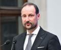 Bild: Radek Pietruszka/PAP/dpa
Kronprinz Haakon wird kommende Woche nicht beim Prozess gegen seinen Stiefsohn dabei sein.