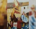 Archivbild: mma
Der Hahnbacher Gockel darf bei den Umzügen am Faschingssonntag nicht fehlen.