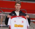 Bild: Gschlößl/SSV Jahn
Malte Karbstein trägt künftig das Trikot des SSV Jahn.