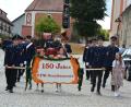 Bild: jr
Der Festzug durch Bad Neualbenreuth beginnt. An der Spitze marschiert der Jubelverein.