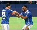 Bild: Bernd Thissen/dpa
Sylla (r) bleibt beim FC Schalke 04. (Archivbild)