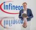 Bild: Peter Kneffel/dpa
Infineon-Chef Jochen Hanebeck will die Investitionen beschleunigen. (Archivbild)