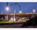 Bild: Eiffage Infra Süd 
Die neue Vilstalbrücke der Kümmersbrucker Westumgehung nimmt Gestalt an. Die Maßnahme war eines der größten und spektakulärsten Bauprojekte des Staatlichen Bauamts Amberg-Sulzbach im vergangen Jahr.