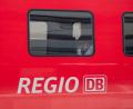 Bild: Daniel Vogl/dpa
Für die Bahnstrecke München - Regensburg - Hof wird ein neuer Betreiber für die Zeitspanne 2028 bis 2043 gesucht. Aktuell wird die Strecke von der DB Regio bedient. (Symbolbild)