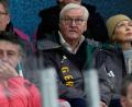 Bild: Petr David Josek/AP/dpa
Bundespräsident Steinmeier ist auch Sportfan - er unterstützt Olympische Spiele in Deutschland. (Archivbild)