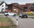 Bild: Hirsch
Die Kreuzung der Kreisstraße SAD 3 mit dem Kapellenweg bei Irrenlohe ist zu einem Unfallschwerpunkt geworden. Der Landkreis investiert in diesem Jahr 350.000 Euro in den Umbau.