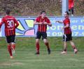 Bild: Dieter Jäschke
Zweifachtorschütze David Bezdicka (rechts) und Nico Argauer (daneben) sorgten für die Oberwildenauer Treffer.