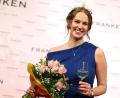 Bild: Karl-Josef Hildenbrand/dpa
Angelina Seiler ist die 68. Fränkische Weinkönigin.