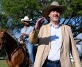 Bild: Sven Hoppe/dpa
Auf der George Ranch unweit der Millionenmetropole Houston hat Bayerns Ministerpräsident Markus Söder seinen Texas-Besuch mit obligatorischem Cowboy-Hut begonnen.