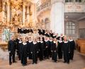 Bild: Tobias Ritz/exb
Der Kammerchor der Frauenkirche Dresden singt zum Abschluss einer Konzertreise in der Basilika in Waldsassen.