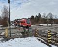 Bild: Hösamer
Der Bahnübergang in Klardorf ist nach dem Schienenbruch am Wochenende wieder instandgesetzt.