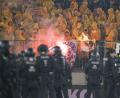 Bild: Sebastian Kahnert/dpa
Beim Zweitliga-Spiel zwischen Dynamo Dresden und Hertha BSC kam es zu Ausschreitungen.