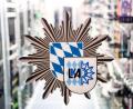 Bild: Matthias Balk/dpa
Mehr Straftaten von rechts und von links meldet das bayerische Landeskriminalamt. (Symbolbild)