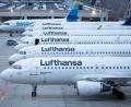 Bild: Lando Hass/dpa
Das Kabinenpersonal der Lufthansa will streiken. (archivbild)