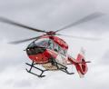 Bild: Daniel Karmann/dpa
Ein Hubschrauber brachte den verletzten Arbeiter ins Krankenhaus. (Symbolbild)