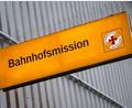 Bild: Sven Hoppe/dpa
Die Hilfe der Bahnhofsmissionen in Bayern ist immer öfter gefragt. (Archivbild)