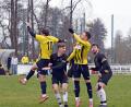 Bild: Gebert
Am vergangenen Sonntag trennten sich der FC Tirschenreuth (schwarze Trikots) und der SV Poppenreuth im Spitzenspiel der Kreisliga 2 torlos. Am 22. Spieltag empfängt der Tabellenzweite SV Poppenreuth den ASV Wunsiedel, der drittplatzierte FC Tirschenreuth reist zu Union Selb.