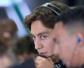 Bild: Eugene Hoshiko/AP/dpa
George Russell versteht Max Verstappens Ausflüge in andere Rennserien. (Archivbild)