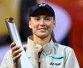 Bild: Marijan Murat/dpa
Jelena Rybakina feierte wie 2024 den Turniersieg in Stuttgart.