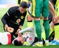 Bild: Uwe Anspach/dpa
Niklas Süle erlebte in Hoffenheim einen Nachmittag zum Vergessen. Immerhin ist er weniger schwer verletzt als befürchtet.