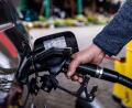 Bild: Frank Hammerschmidt/dpa
Tanken wird gerade wieder teurer. (Archivbild)