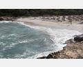 Bild: Clara Margais/dpa
Ein deutscher Urlauber ist im Osten Mallorcas bei dem Versuch ums Leben gekommen, anderen in Not geratenen Badenden zu helfen. (Archivbild)
