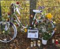 Bild: Marcus Golejewski/dpa
Nach vorläufiger Statistik war jeder sechste (16,4 Prozent) im Straßenverkehr getötete Mensch mit dem Fahrrad unterwegs. (Archivbild)