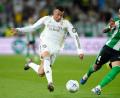 Bild: Jose Breton/AP/dpa
Im Spiel bei Betis in Sevilla wurde Mbappé (l) ausgewechselt. (Archivbild)