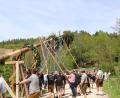 Bild: Eva Gröninger
Maibaum schmücken im Freilandmuseum Oberpfalz.