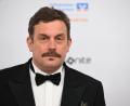Bild: Felix Hörhager/dpa
Schauspieler Sebastian Bezzel (54) ist in Bayern geboren und lebt in Hamburg. (Archivbild)