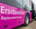 Bild: Armin Weigel/dpa
Die Bahnstrecke zwischen Obertraubling und Passau wird wegen Bauarbeiten seit Mitte Juni vorübergehend gesperrt. Es fahren Ersatzbusse. (Archivbild)
