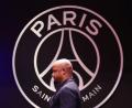 Bild: Franck Fife/AFP/dpa
Bayern oder PSG? FCB-Coach Vincent Kompany hofft in München auf lautstarke Fans.