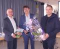 Bild: rn
Marcus Gradl (rechts) und Albert Nickl (links) würdigten die "hartnäckigen" Verdienste von Wolfgang Haberberger als stellvertretendem VG-Vorsitzenden.