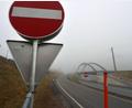 Bild: Karl-Josef Hildenbrand/dpa
Zu Beginn der Sommerreisezeit wird auf der Fernpass-Route demonstriert. (Archivbild)