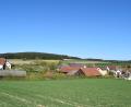 Bild: bnr
Auf der Anhöhe nordöstlich der Ortschaft Trichenricht, im Regionalplan als SAD 05 bezeichnet, soll der Windpark Trichenricht mit drei Windkraftanlagen errichtet werden.