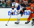 Bild: Kyusung Gong/AP/dpa
Draisaitl (links) kam rechtzeitig für die Playoffs aus einer Verletzungspause - und hatte doch das Nachsehen. (Archivfoto)