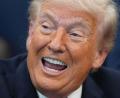Bild: Alex Brandon/AP/dpa
US-Präsident Trump kündigt eine Zollerhöhung für die EU an.