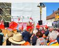 Bild: fdl
Bei strahlendem Sonnenschein war der Marktplatz zur Kundgebung gut gefüllt.
