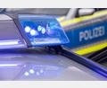 Bild: Daniel Karmann/dpa
Die Polizei klärt noch, weshalb sich der Lastwagen überschlagen hat. (Symbolfoto)