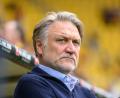 Bild: Robert Michael/dpa
Für Dietmar Beiersdorfer gibt es in Ingolstadt keine Zukunft. (Archivbild)