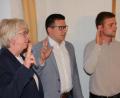 Bild: Konrad Rosner
Brigitte Hoffmann, Lukas Üblacker und Julian Burger (von links) sind die drei neuen Marktgemeinderäte. Üblacker fiel zudem der Posten des Dritten Bürgermeisters zu.