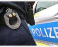 Bild: Karl-Josef Hildenbrand/dpa
Gegen die fünf Männer wird wegen versuchten Totschlags ermittelt. (Symbolbild)