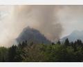Bild: Gabriel Neumayr/dpa
An dem 1.270 Meter hohen Berg bei Ruhpolding lodern seit Sonntagabend die Flammen. (Archivbild)