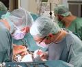 Bild: Waltraud Grubitzsch/dpa-Zentralbild/dpa
Bei den Organspenden erreicht Deutschland im Vergleich zu seinen Nachbarn nur einen hinteren Rang. (Archivbild)
