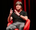 Bild: Uwe Anspach/dpa
Jogi Löw sieht klare Defizite bei der Deutschen Mannschaft.