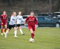 Bild: Hannah Dirscherl
Für Eileen Frost (vorne) und den TSV Theuern geht's noch um wichtige Punkte im Abstiegskampf.