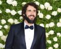 Bild: picture alliance / Evan Agostini/Invision/AP/dpa
Auf seinem Album „Cinematic“ singt Josh Groban einige der berühmtesten Filmhits. (Archivbild)